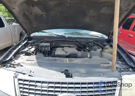 2003 Ford Expedition Xlt из США, поврежденный, VIN 1FMRU15W83LC60580